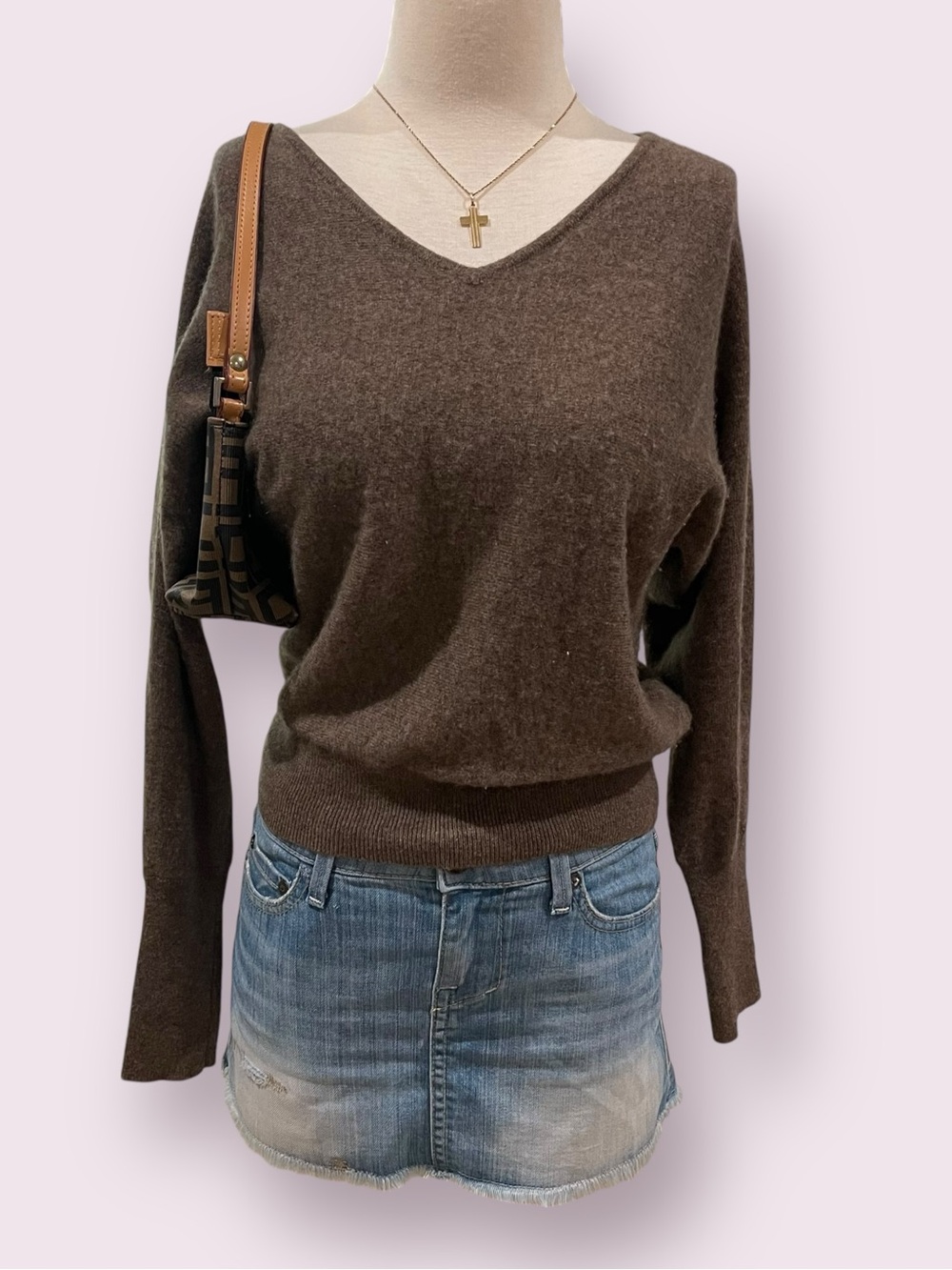 Cozy brown knit 100% cashmere sweater